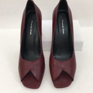EUC Amanda Smith burgundy leather pumps